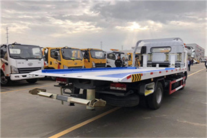 句容汽车救援补胎